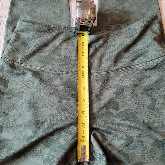 Danskin •Size Medium• Jungle Green Jacquard Hi-Waist Leggings ☆New w/ Tag☆ - Picture 6 of 8